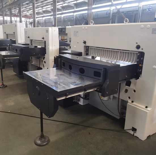 Taglierina a ghigliottina per carta con controllo del programma della tagliatrice di carta automatica industriale (92K)
